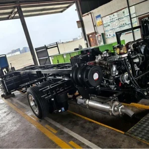 Nissan UD Recovery 6 Wheel Chassis for Sale